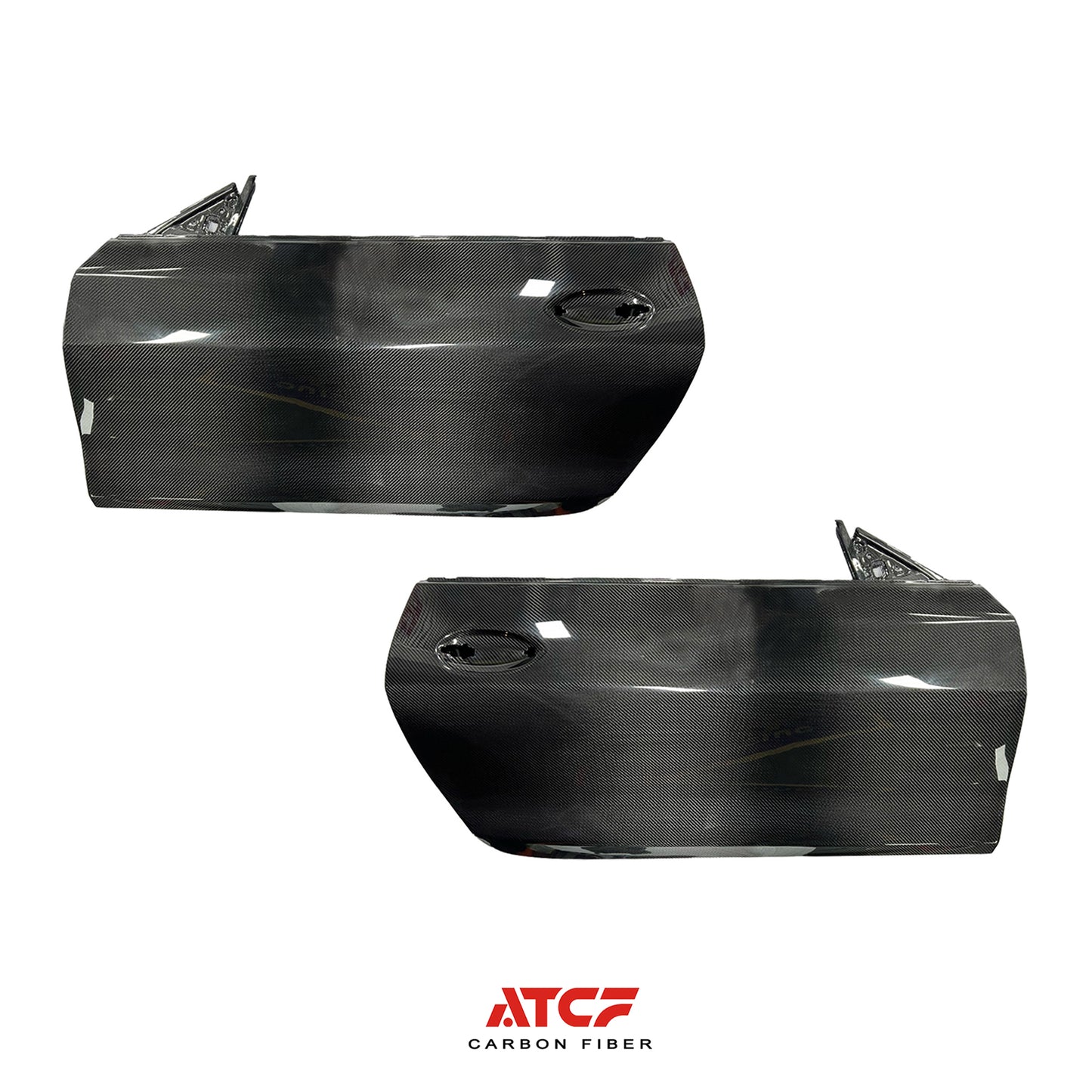 Porte in fibra di carbonio della BMW G82 M4