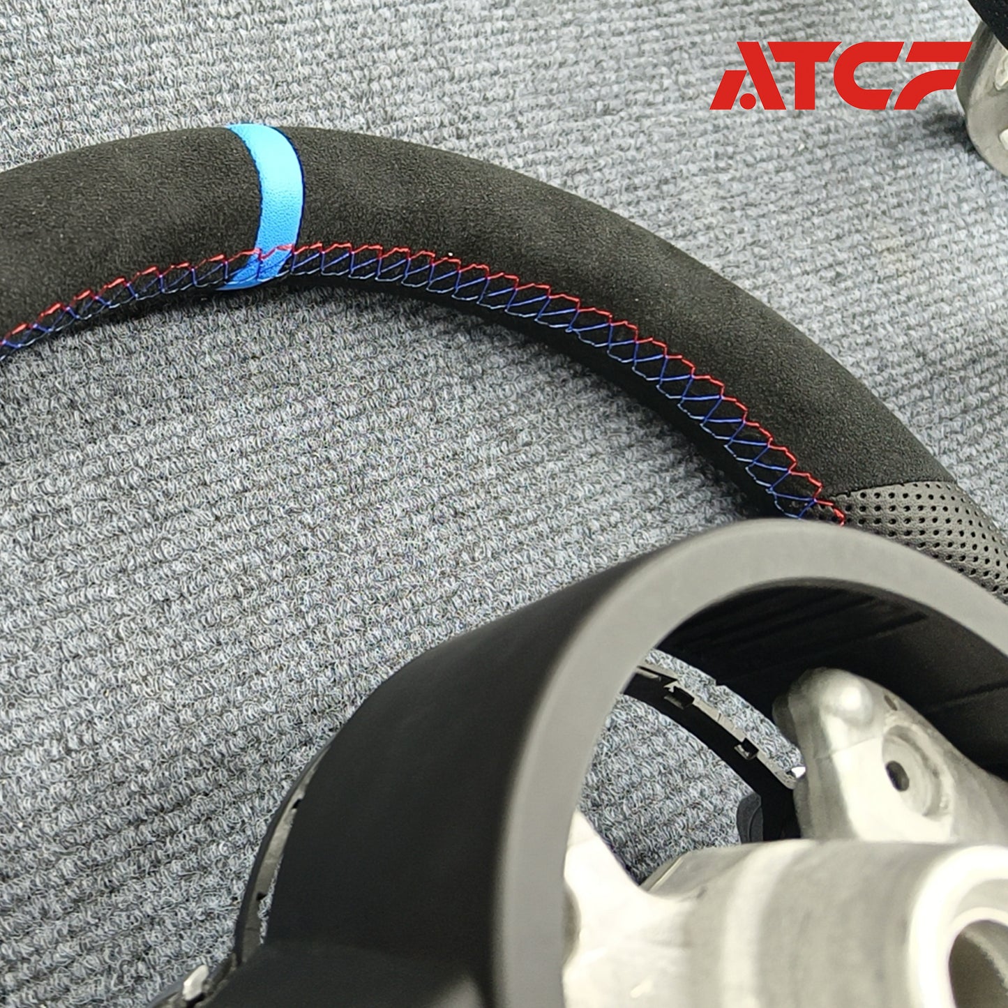 Volante in fibra di carbonio stile BMW F80 F81 F82 F83 F87