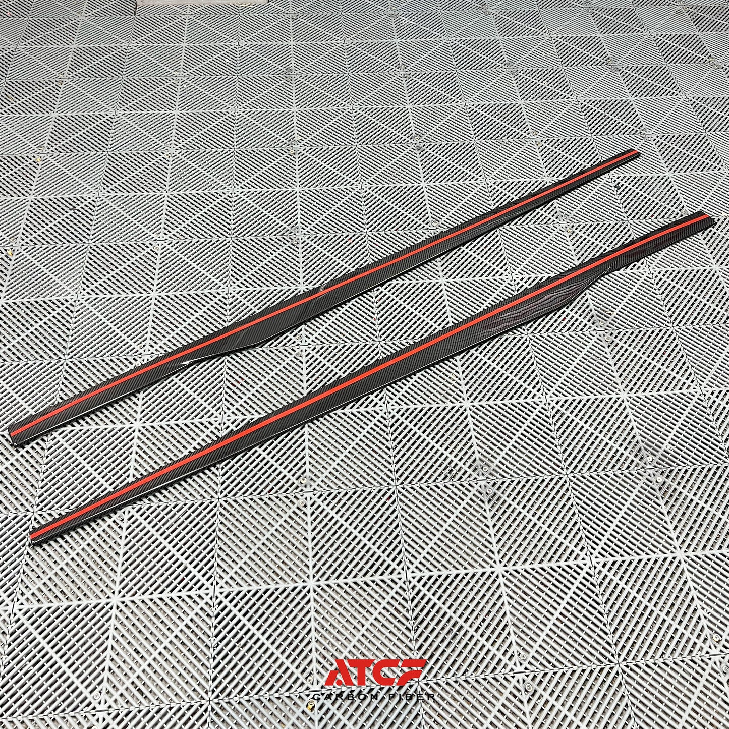 Minigonne laterali MHC in fibra di carbonio per BMW G87 M2