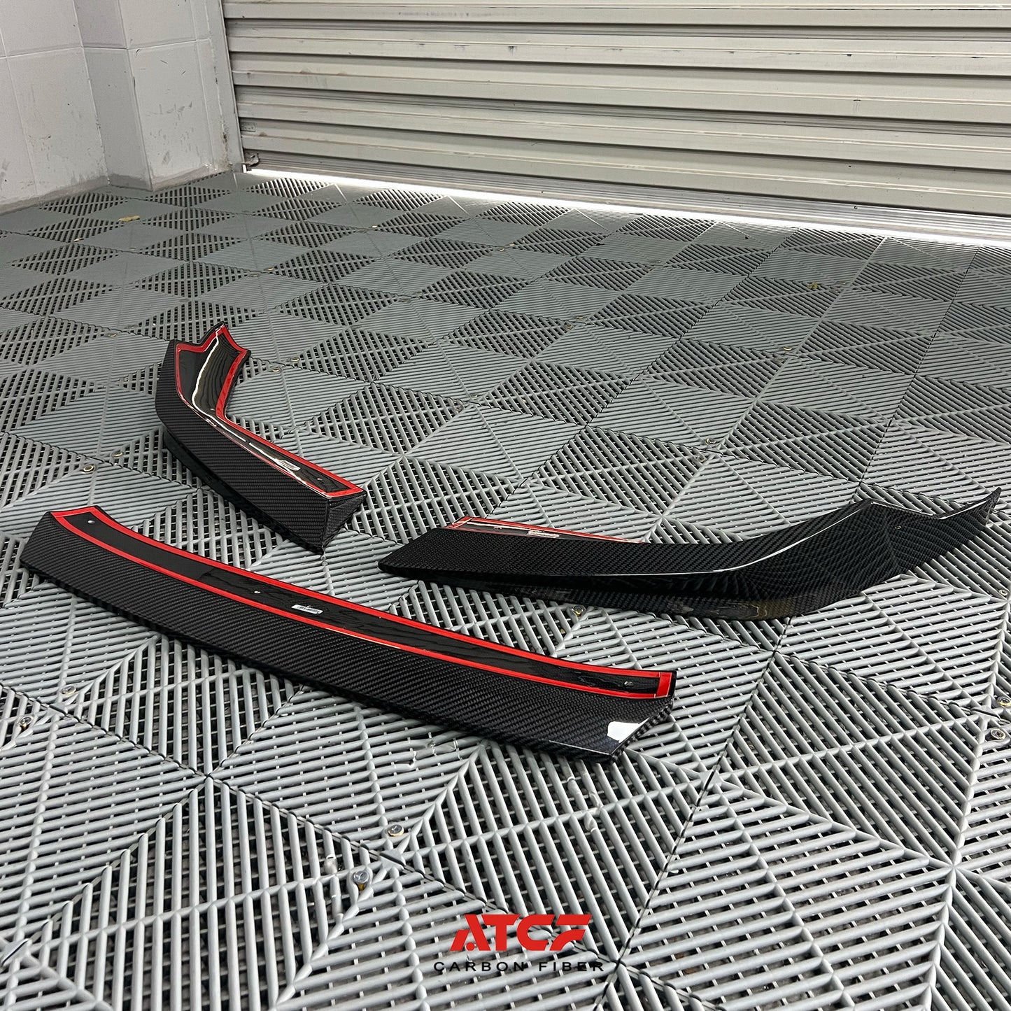 Spoiler anteriore in fibra di carbonio MP per BMW F90 M5 LCI