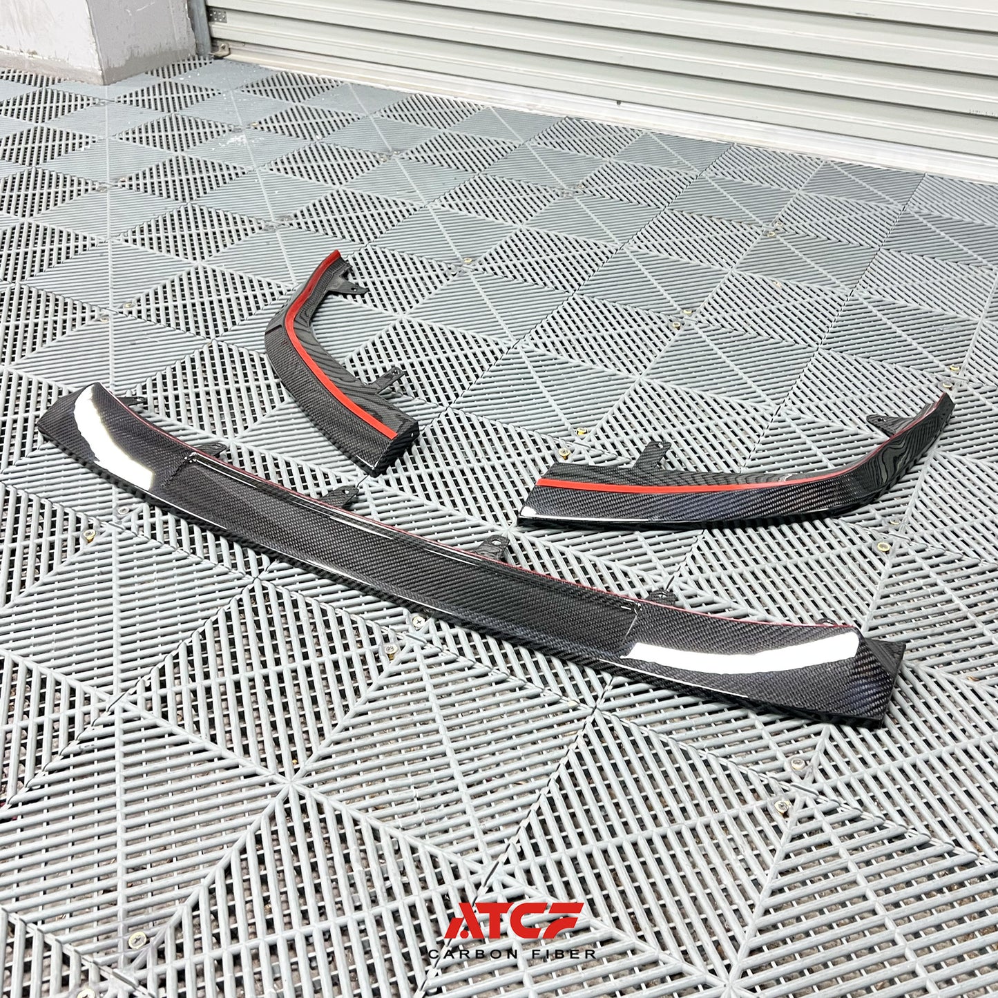 Spoiler anteriore in fibra di carbonio AT V1 per BMW G87 M2