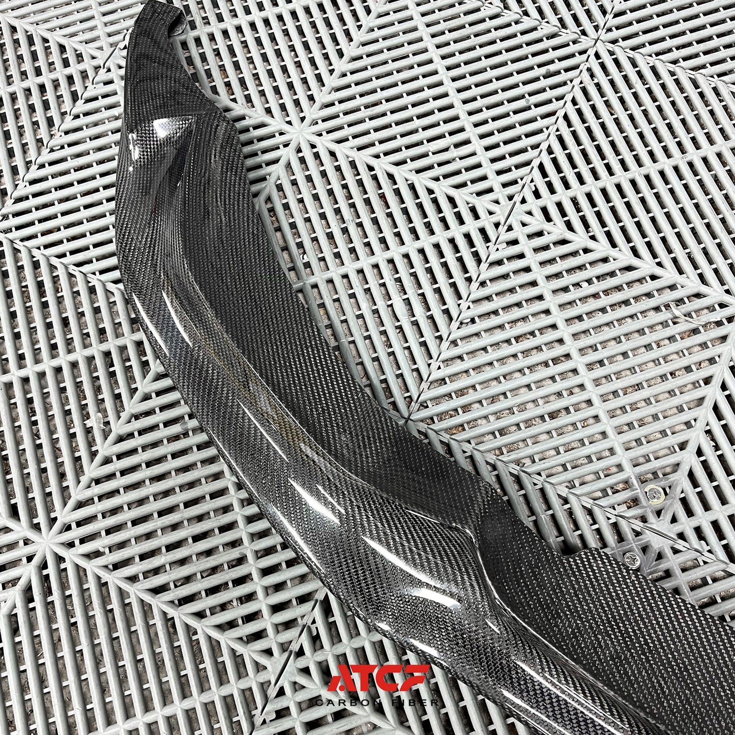 Labbro anteriore Vorsteiner in fibra di carbonio per BMW F80 F82 F83