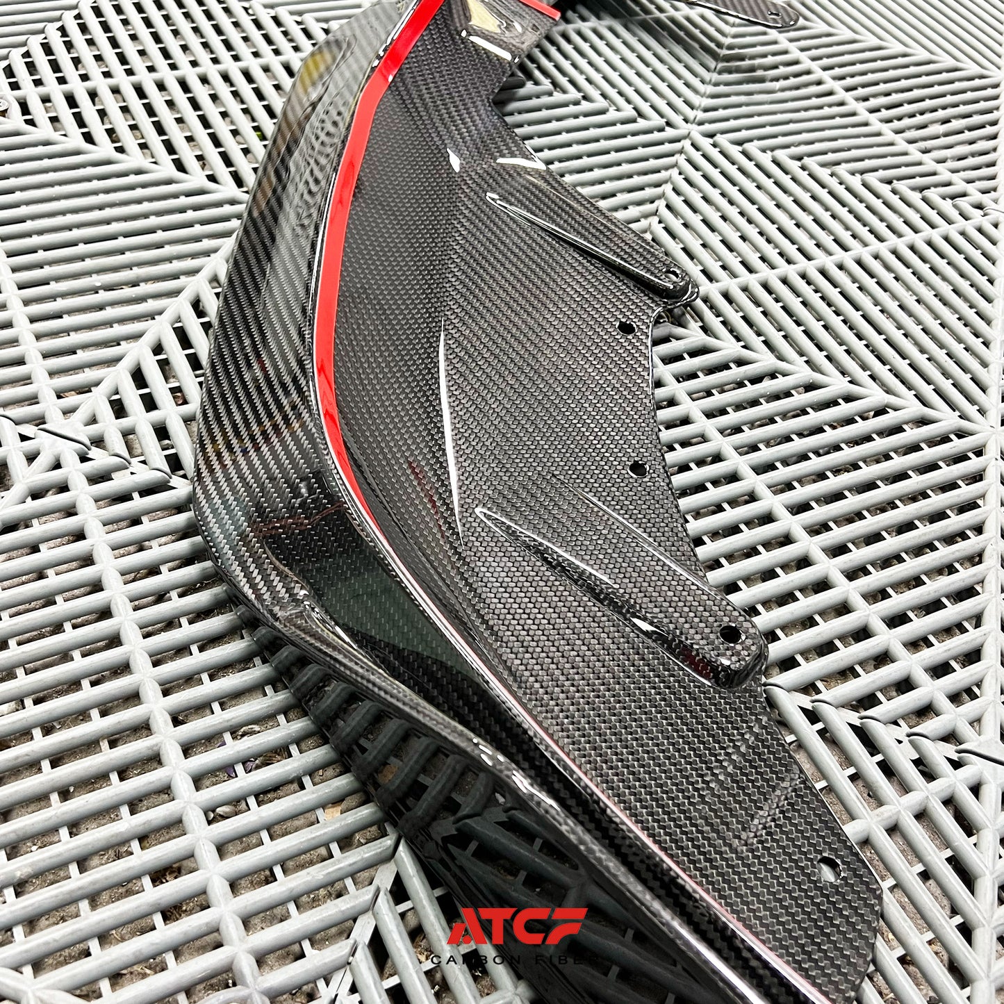 Spoiler anteriore in fibra di carbonio per BMW G60 520d