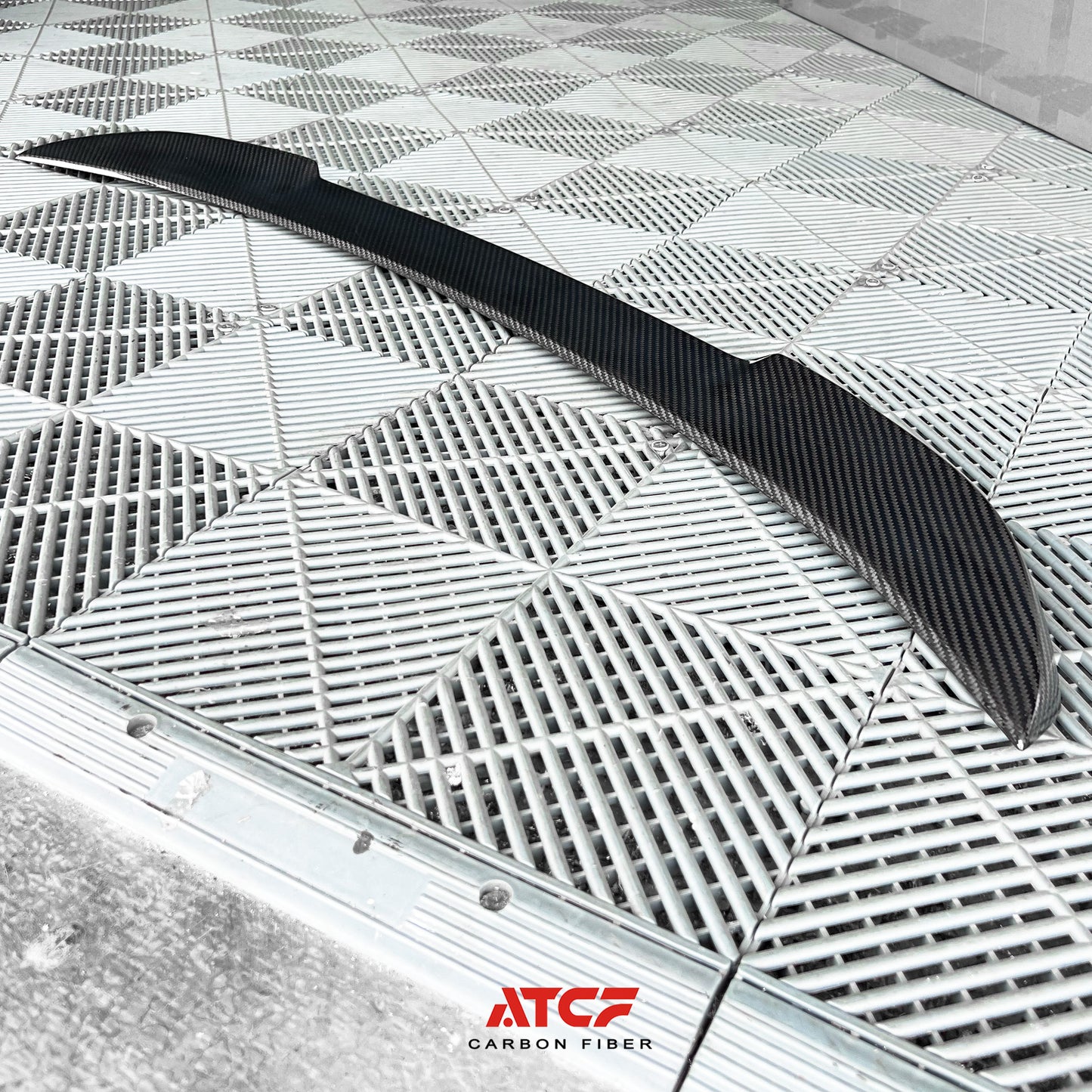 Spoiler in fibra di carbonio per BMW F22