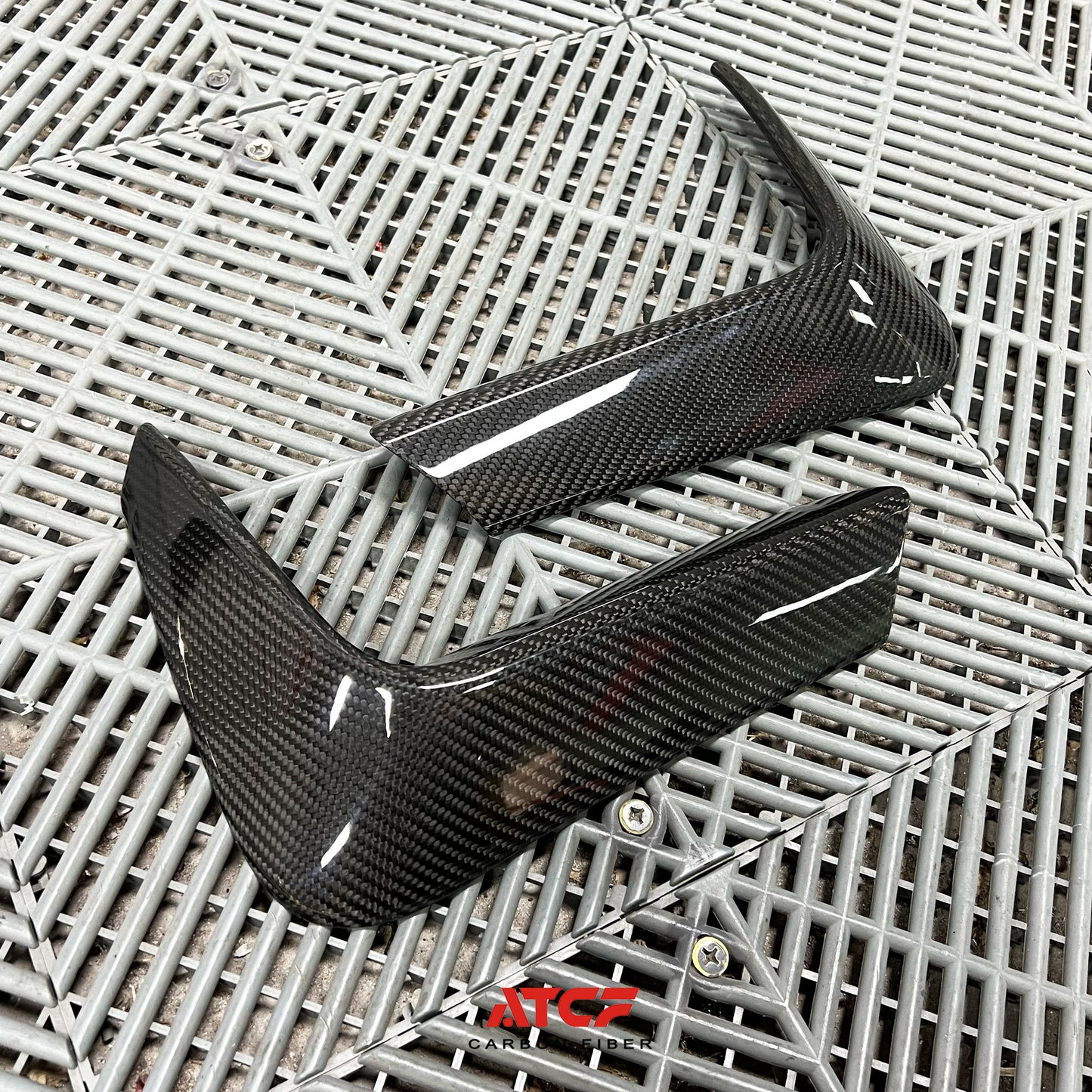 Parafanghi posteriori in fibra di carbonio per BMW F80 F82 F83
