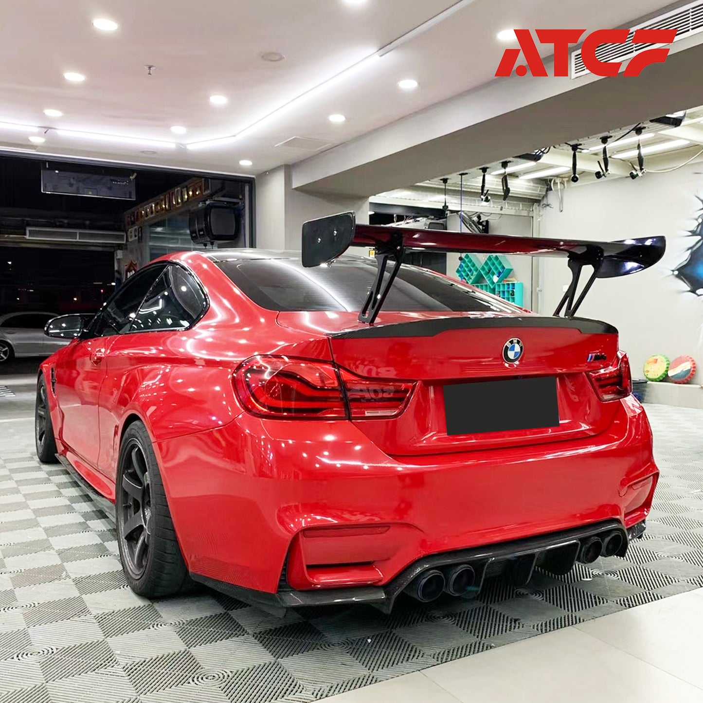 Parafango RKP in fibra di carbonio per BMW F80 F82 F87