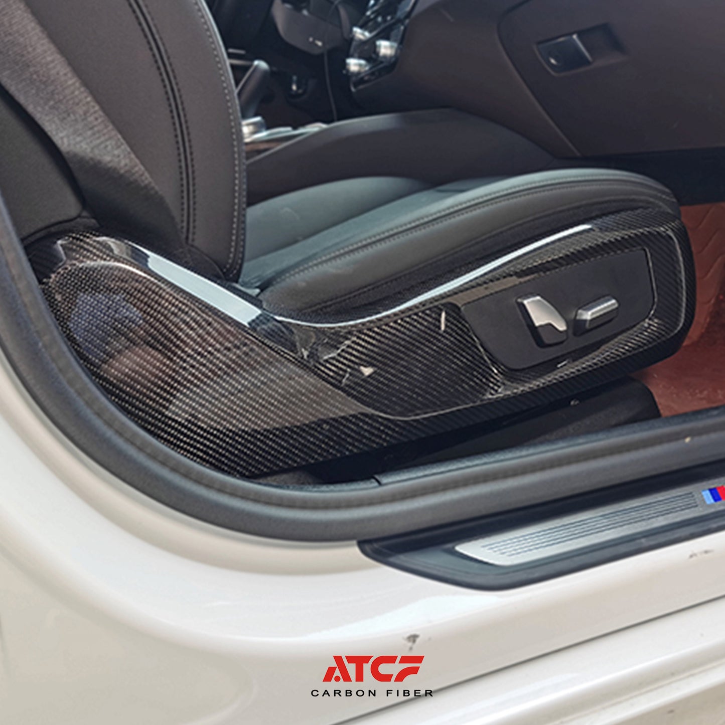 Rivestimento laterale in fibra di carbonio per BMW F90 M5