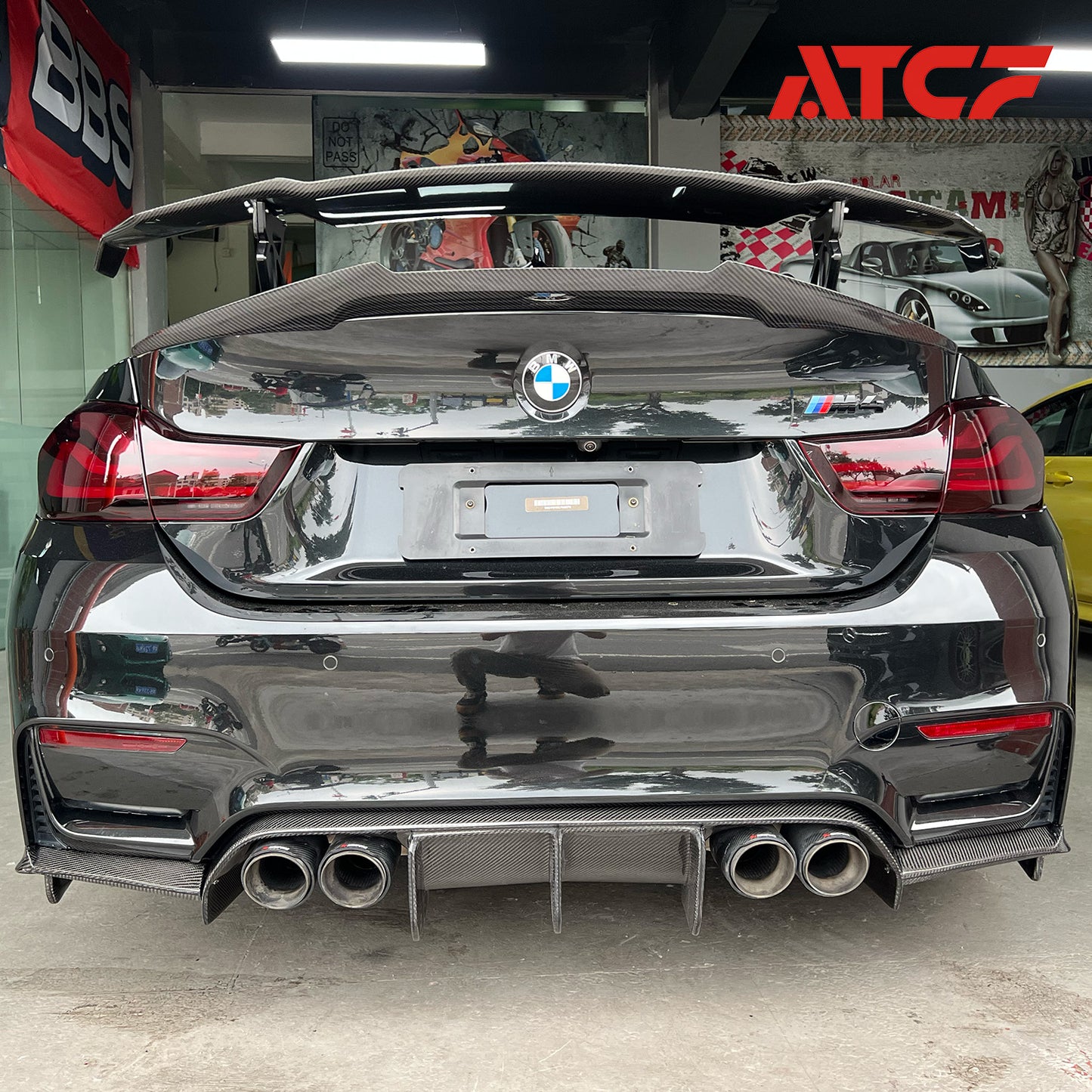 Parafango RKP in fibra di carbonio per BMW F80 F82 F87