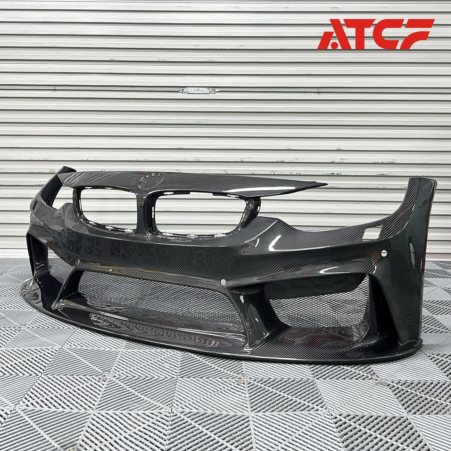 Paraurti anteriore 3D in fibra di carbonio per BMW F80 F82 F83