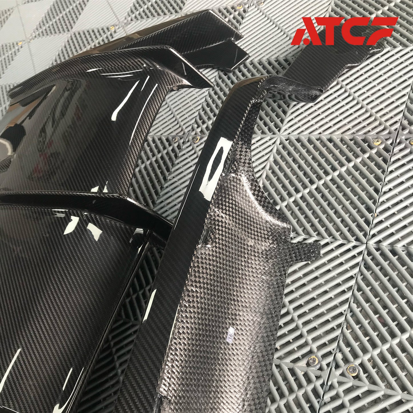Diffusore PSM in fibra di carbonio per BMW F80 F82 F83