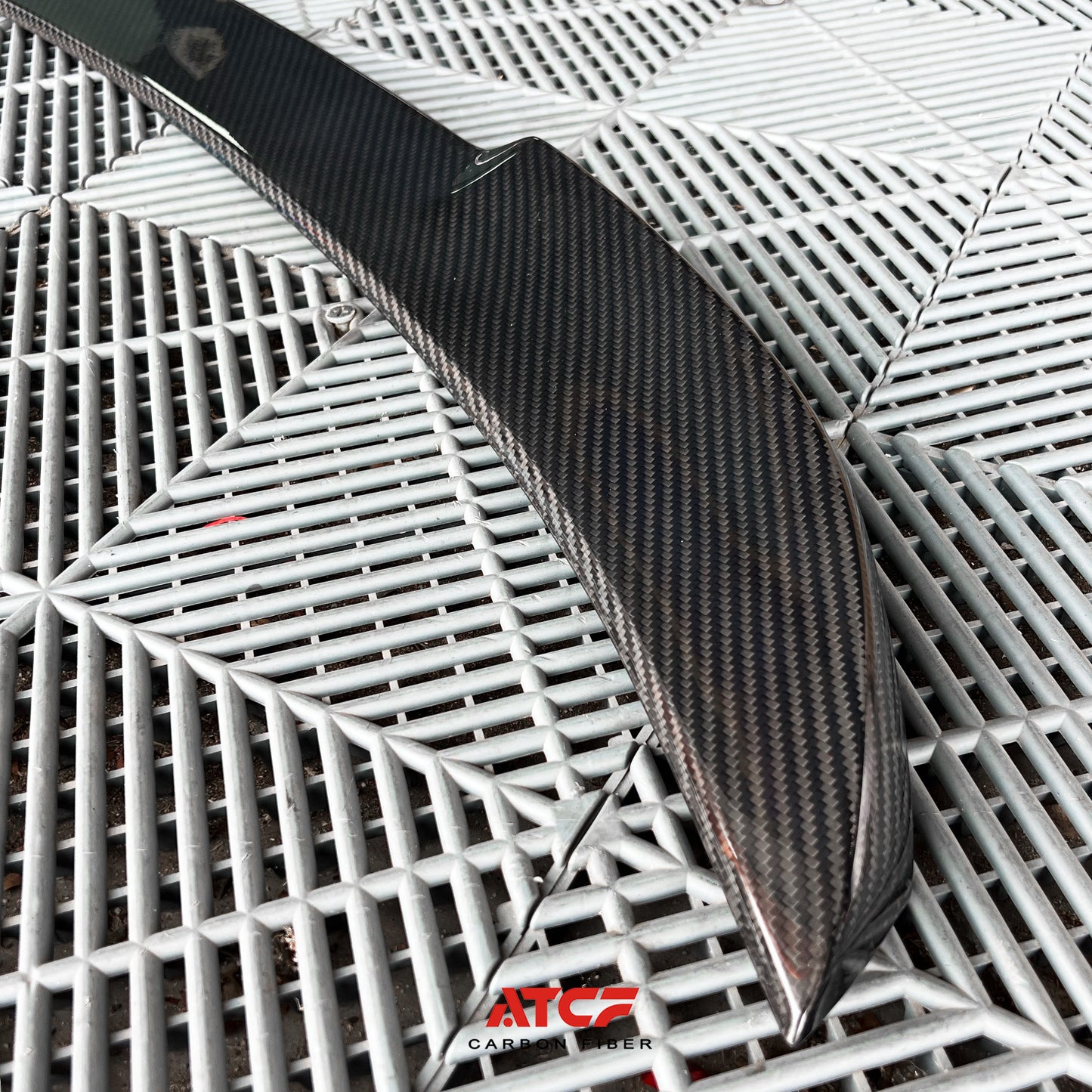 Spoiler in fibra di carbonio per BMW F22