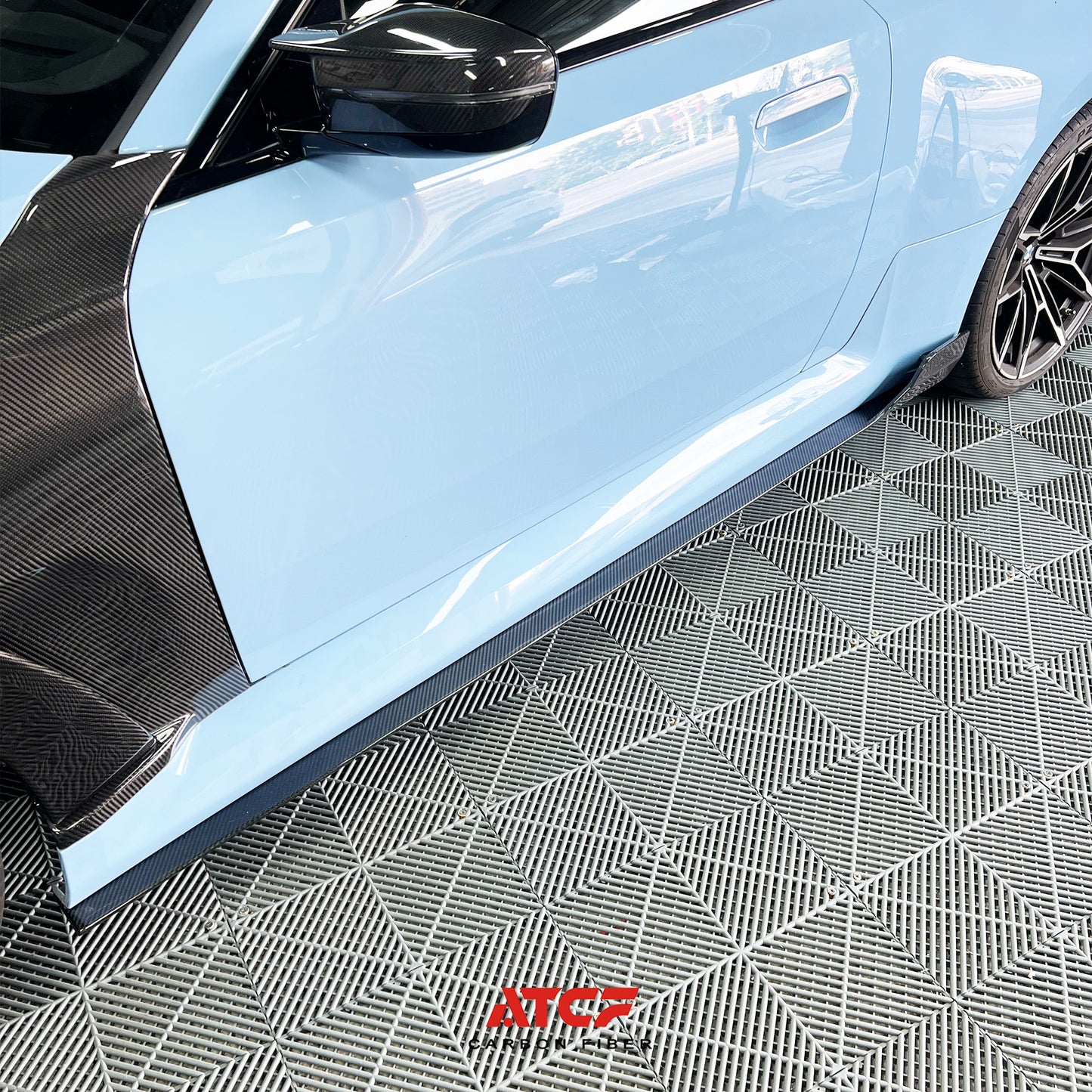 Minigonne laterali in fibra di carbonio stile A per BMW G87 M2
