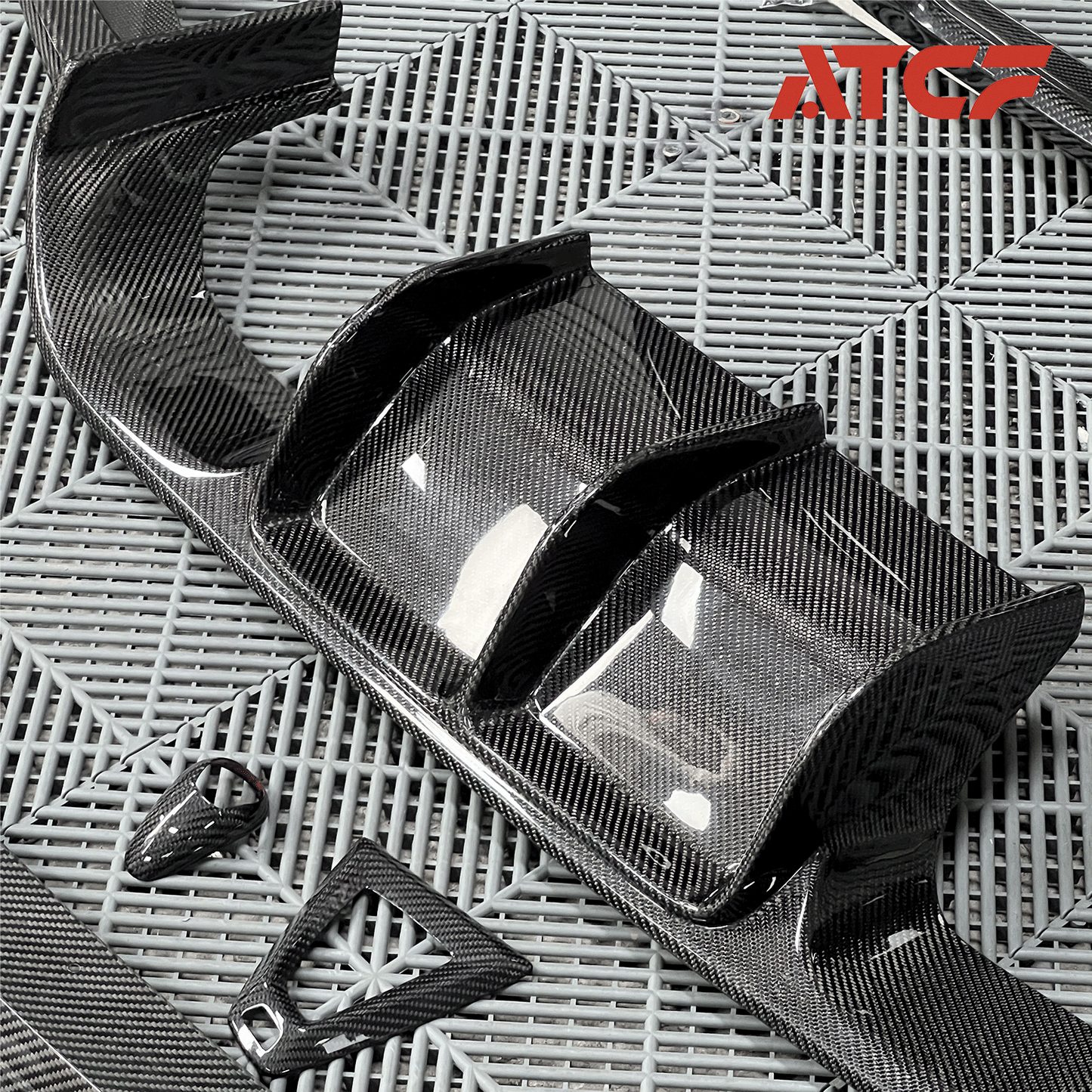 Diffusore BMW F80 F82 F83 V Style 1 set in fibra di carbonio