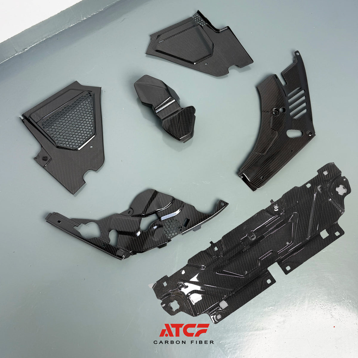 BMW G20 G22 G28 G23 G26 G42 Carbon Fiber Engine Bay Cover