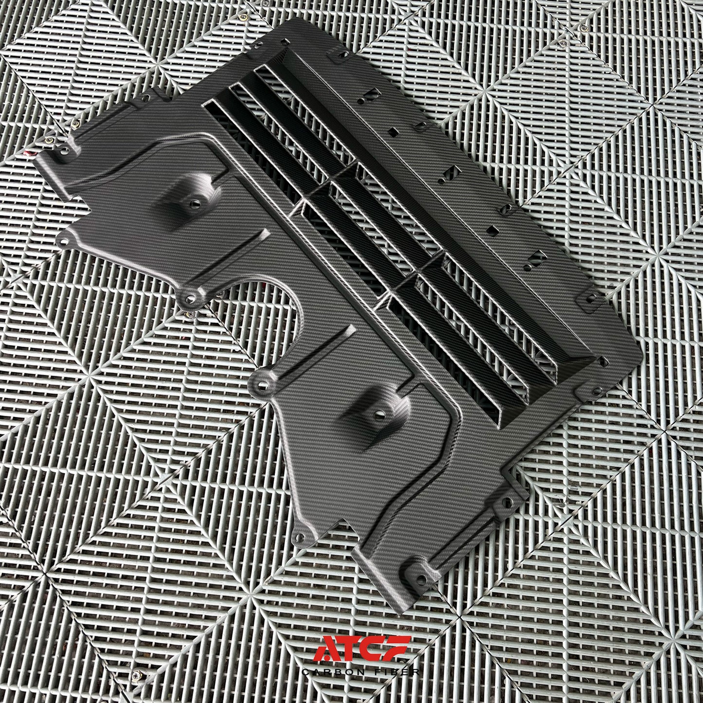 BMW  G80/G81/G82/G83/G87  Carbon Fiber Skid Plate Oil Cooler Guard