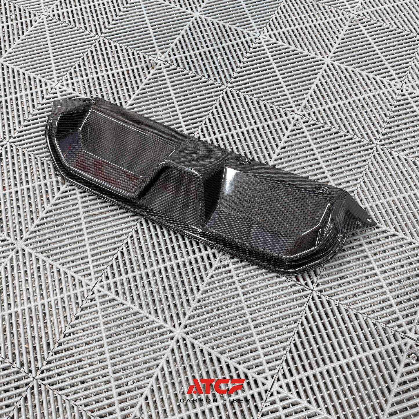BMW F90 M5 Carbon Fiber CS Diffuser