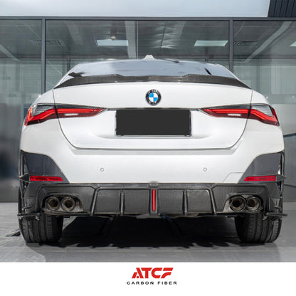 Labbro anteriore in fibra di carbonio per BMW G22 G23