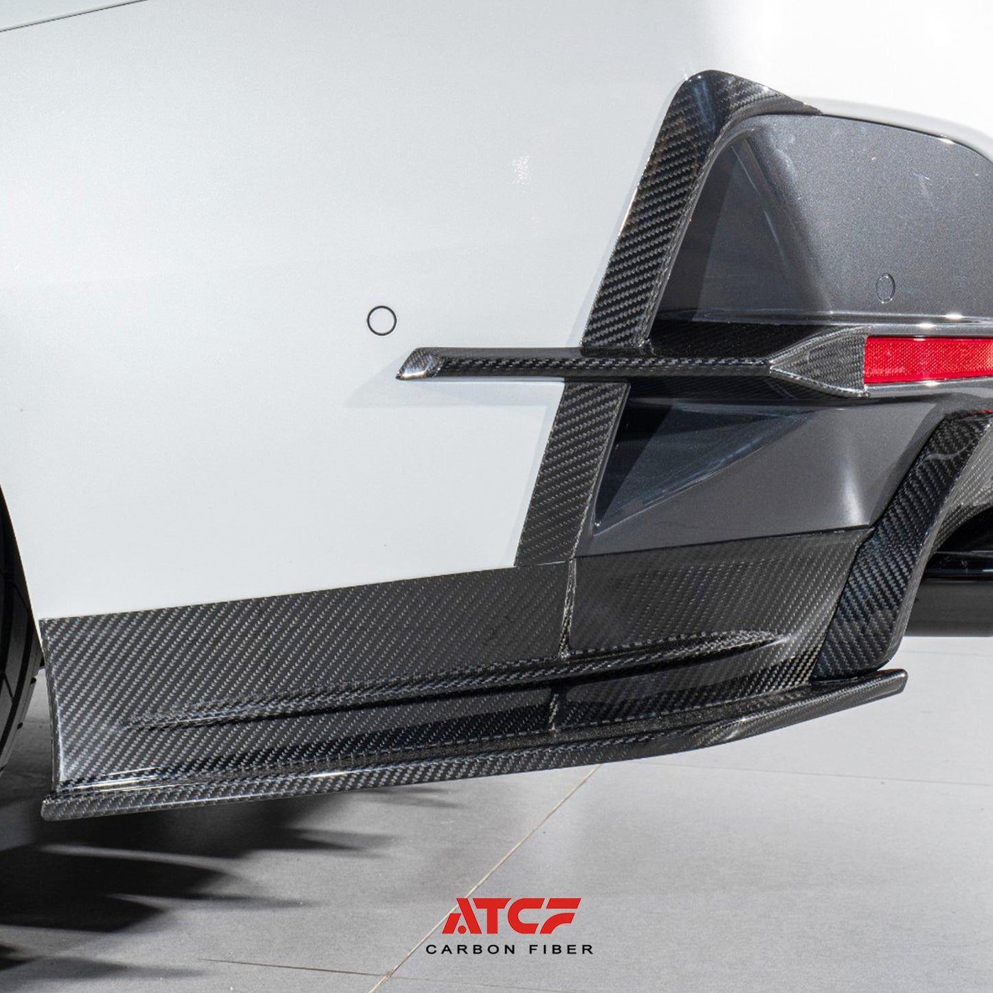 Labbro anteriore in fibra di carbonio per BMW G22 G23