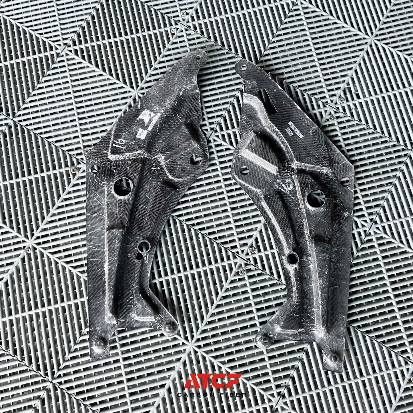 BMW  G80/G81/G82/G83/G87  Carbon Fiber Headlamp cover