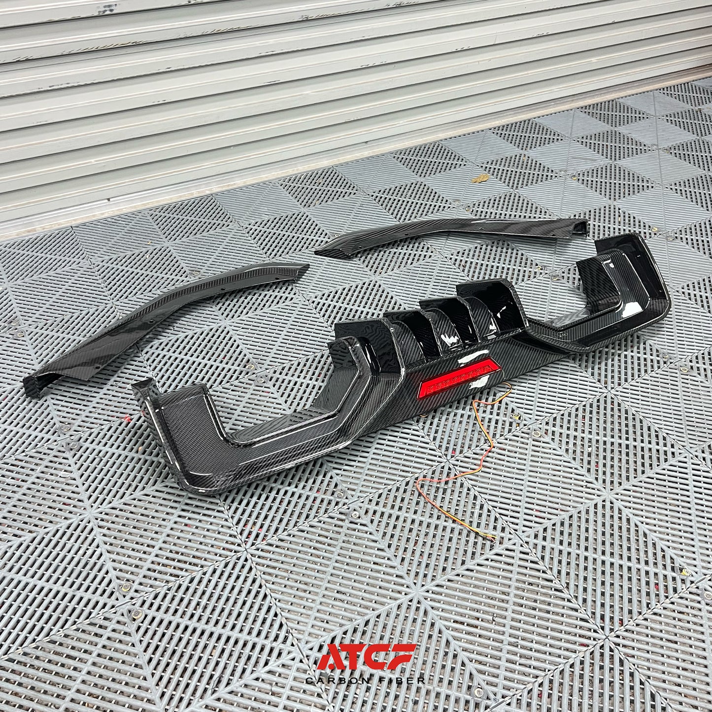 BMW G80/G81/G82/G83 Carbon Fiber Diffuser with Light AD Style 3pcs