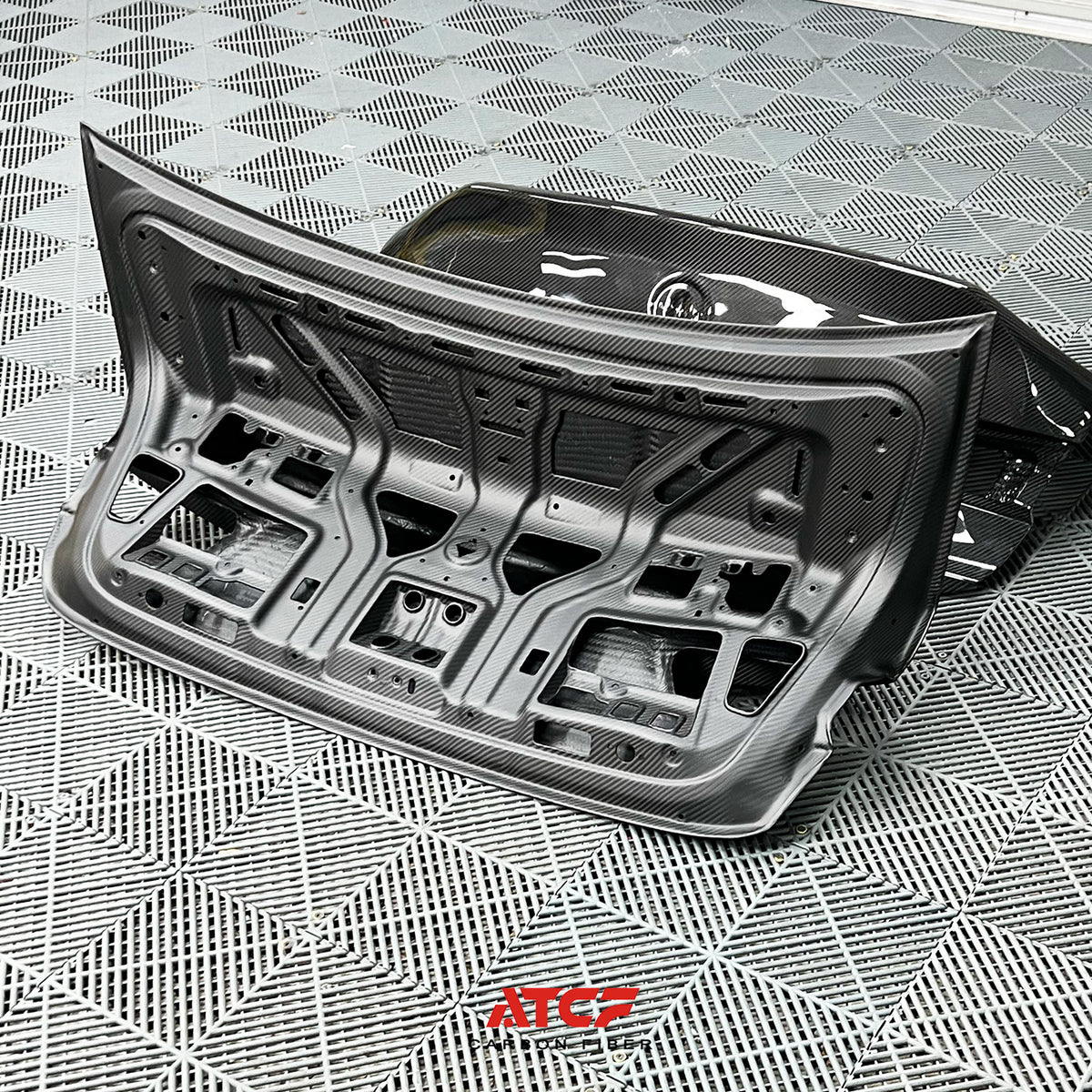 BMW G80/G20 Carbon Fiber CSL Trunk