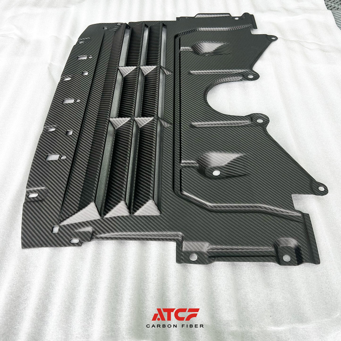 BMW  G80/G81/G82/G83/G87  Carbon Fiber Skid Plate Oil Cooler Guard