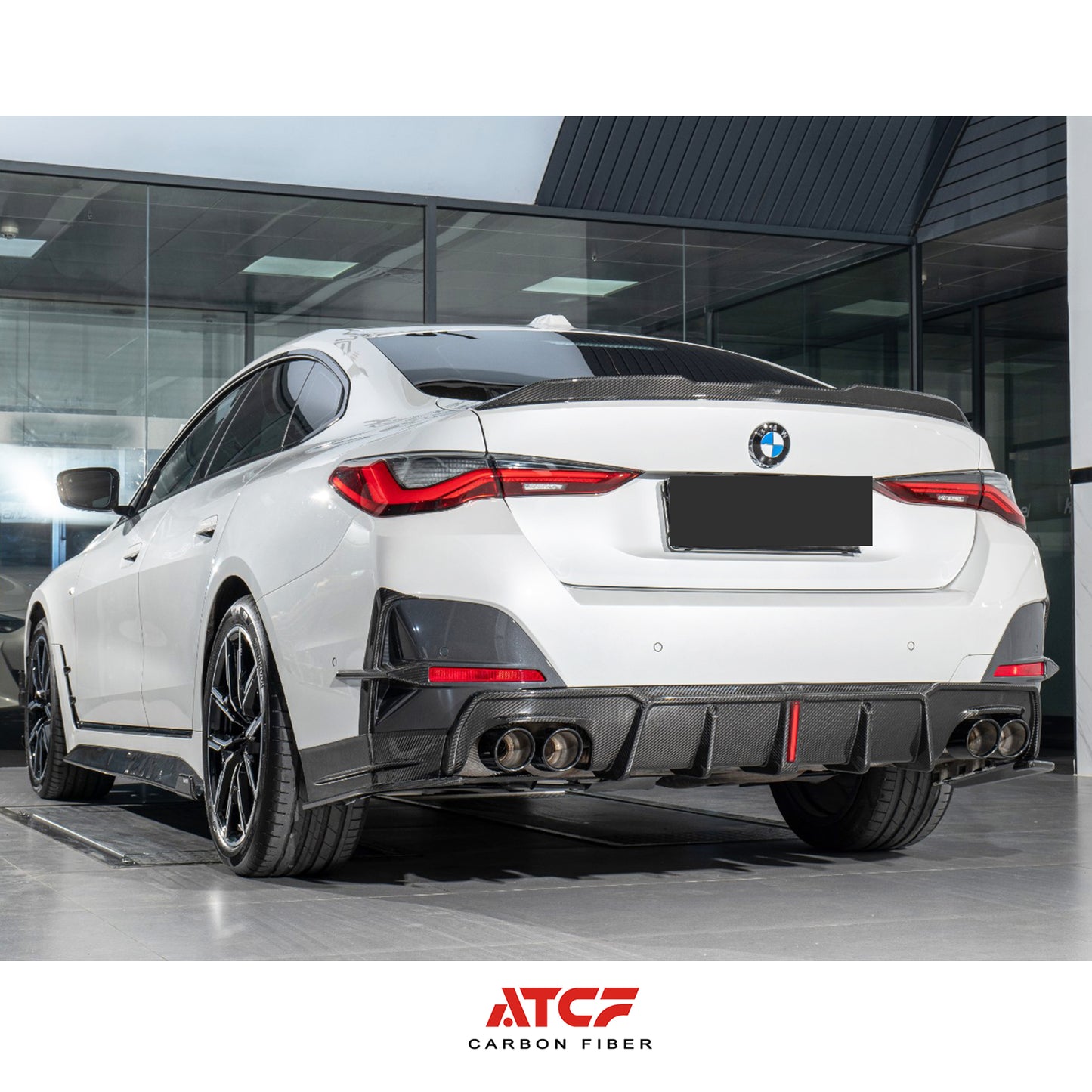 Labbro anteriore in fibra di carbonio per BMW G22 G23