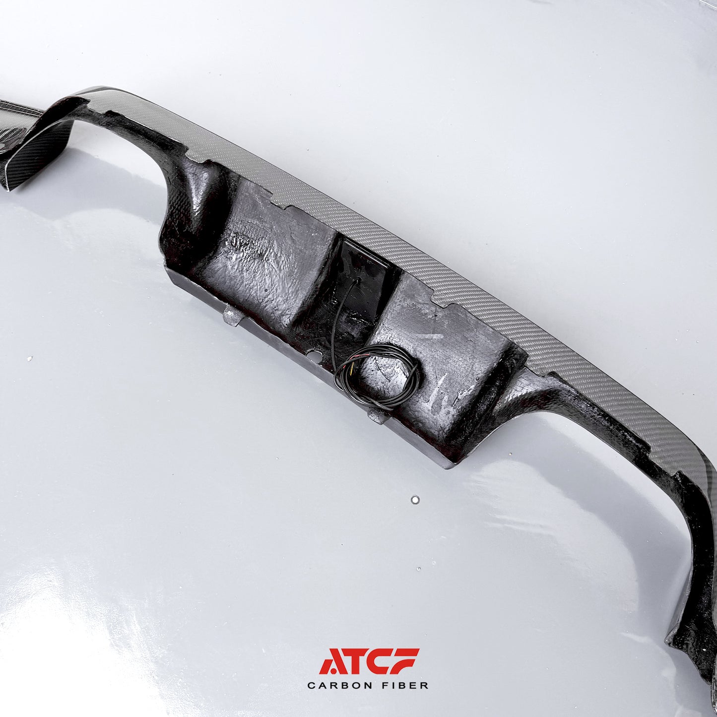 BMW F80 F82 F83 Diffuser with light carbon