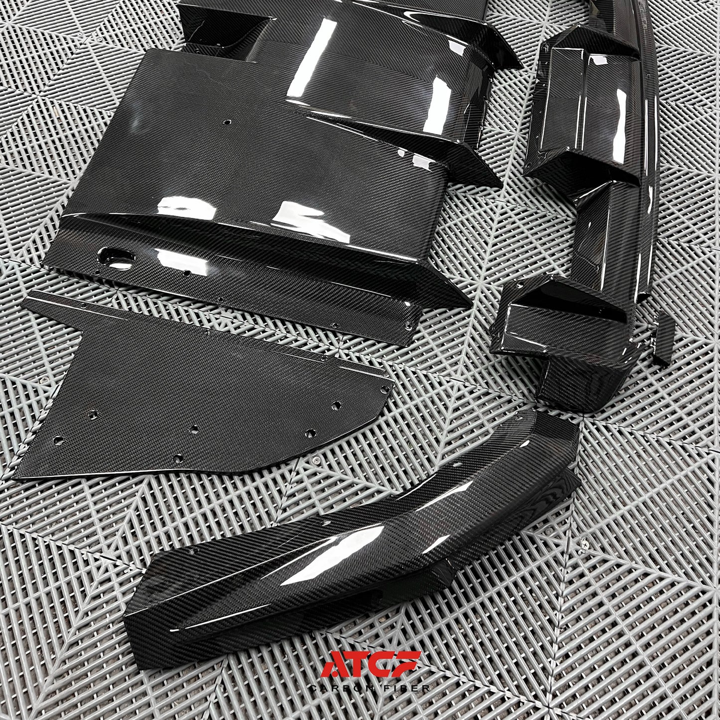 BMW G80/G81/G82/G83 Carbon Fiber R Style Diffuser