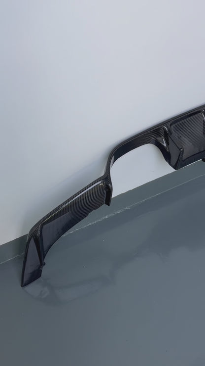 BMW F80 F82 F83 Diffuser with light carbon